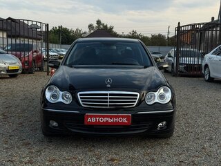 2004 Mercedes-Benz C-Класс 230 II (W203) Рестайлинг, чёрный, 760000 рублей, вид 2