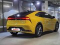 2026 Toyota Prius PHV V (XW60), жёлтый, 4575077 рублей - вид 3