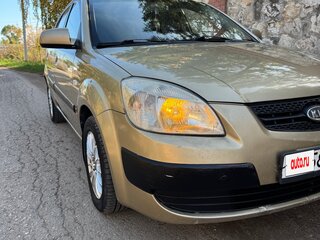2005 Kia Rio II, бежевый, 340000 рублей, вид 5