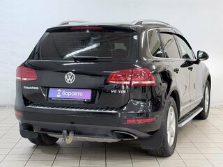 2012 Volkswagen Touareg II, чёрный, 1780000 рублей, вид 4