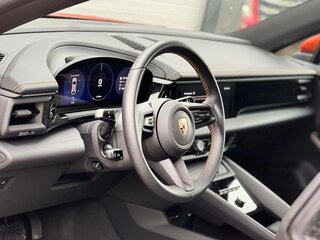 2025 Porsche Macan 4 II, оранжевый, 16690000 рублей, вид 5