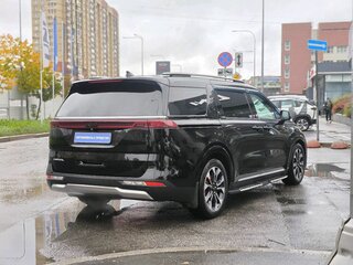 2023 Kia Carnival IV, чёрный, 4740000 рублей, вид 4