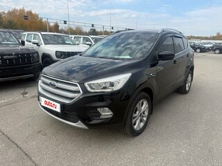 2017 Ford Kuga II Рестайлинг, чёрный, 1393000 рублей, вид 1