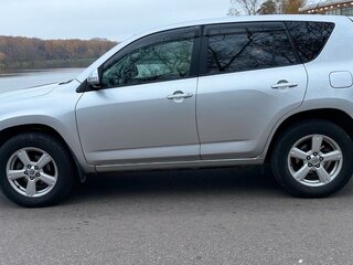 2010 Toyota RAV4 III (XA30) Рестайлинг, серебристый, 1040000 рублей, вид 2