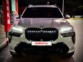 2023 BMW X7 40i I (G07) Рестайлинг, серый, 10400000 рублей - вид 4