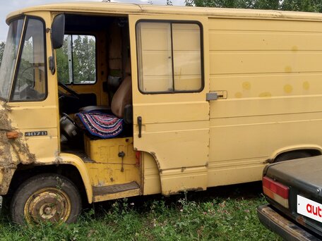1985 Mercedes-Benz T1, жёлтый, 285500 рублей, вид 2
