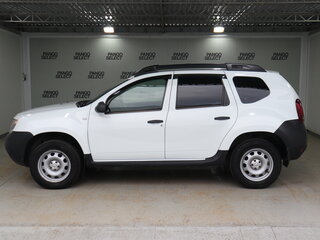 2017 Renault Duster I Рестайлинг, белый, 1041000 рублей, вид 4