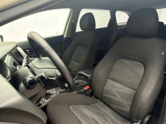 2016 Kia Ceed II Рестайлинг, серый, 1299000 рублей - вид 15