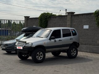 2003 Chevrolet Niva I, серебристый, 230000 рублей, вид 5