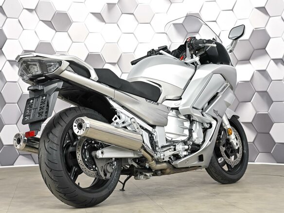 2018 Yamaha FJR1300, серебристый - вид 6