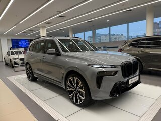 2026 BMW X7 40d I (G07) Рестайлинг, серый, 17990000 рублей, вид 3