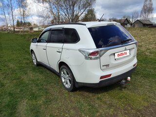 2012 Mitsubishi Outlander III, белый, 1050000 рублей, вид 5
