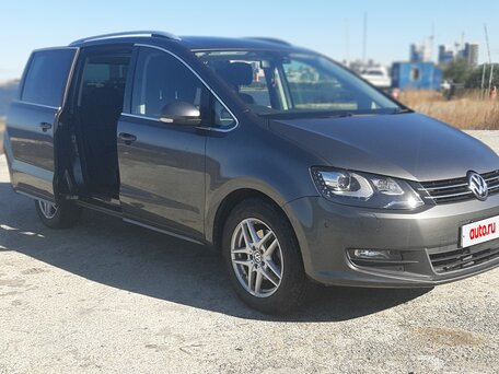 2013 Volkswagen Sharan II, серый, 1280000 рублей, вид 1