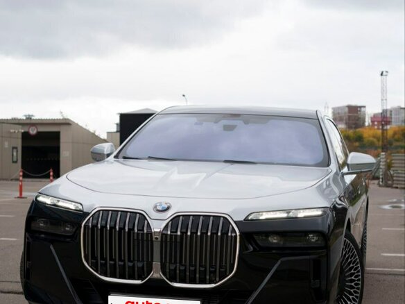 2024 BMW 7 серии 740d xDrive VII (G70), чёрный, 12500000 рублей - вид 5