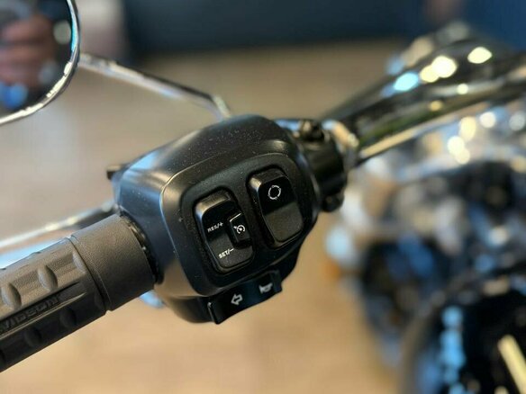 2026 Harley-Davidson Breakout, чёрный, 3750000 рублей - вид 15