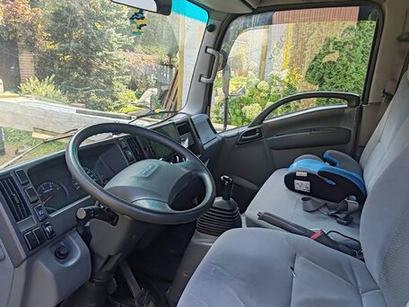 2021 Isuzu Elf (N-series), белый, 2650000 рублей, вид 5
