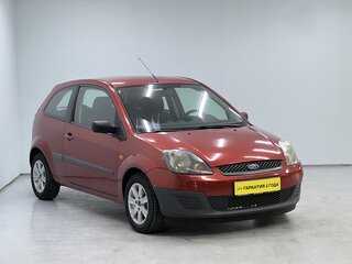 2008 Ford Fiesta Mk5, красный, 420000 рублей, вид 3