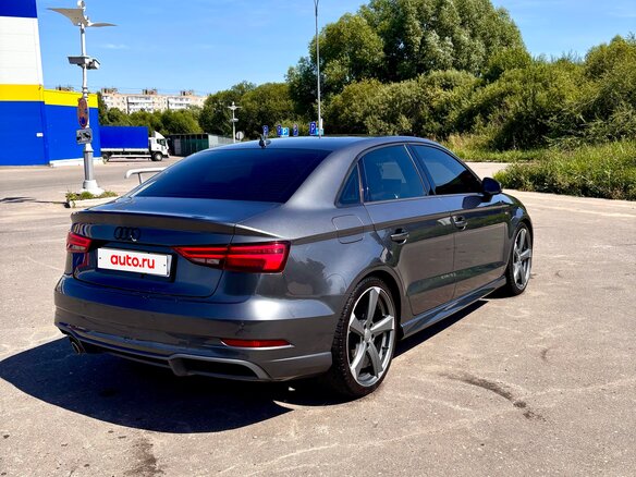 2018 Audi A3 III (8V) Рестайлинг, серый, 2300000 рублей - вид 5