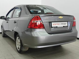 2010 Chevrolet Aveo I Рестайлинг, серебристый, 385000 рублей, вид 5