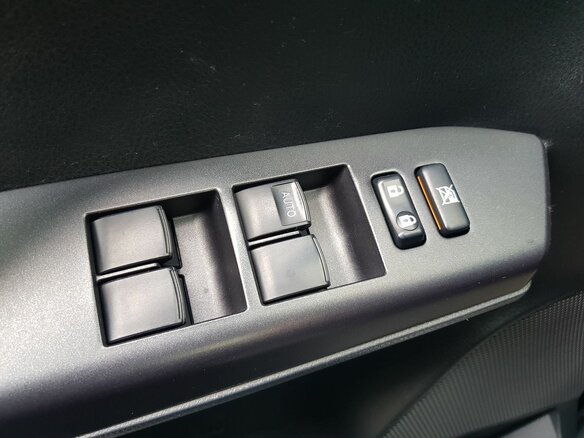 2016 Toyota RAV4 IV (XA40) Рестайлинг, чёрный, 1849000 рублей - вид 10