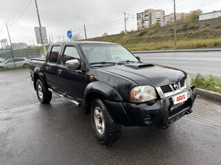 2012 Nissan NP300, чёрный, 700000 рублей, вид 1