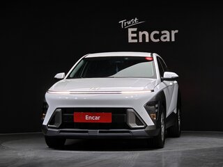 2024 Hyundai Kona II (SX2), белый, 2115000 рублей, вид 2