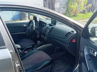 2011 Kia Cerato 4-speed II, серый, 750000 рублей, вид 3