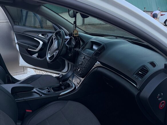 2012 Opel Insignia I, белый, 990000 рублей - вид 9