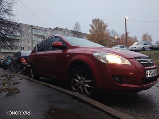 2008 Kia Ceed I, красный, 550000 рублей, вид 3