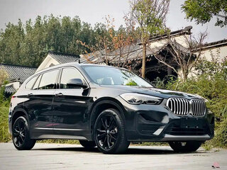 2022 BMW X1 18i sDrive II (F48) Рестайлинг, чёрный, 1827110 рублей, вид 2