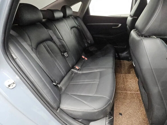 2024 Hyundai Sonata VIII (DN8) Рестайлинг, серебристый, 2210000 рублей - вид 27