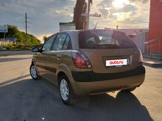 2009 Kia Rio II, бежевый, 499000 рублей, вид 4