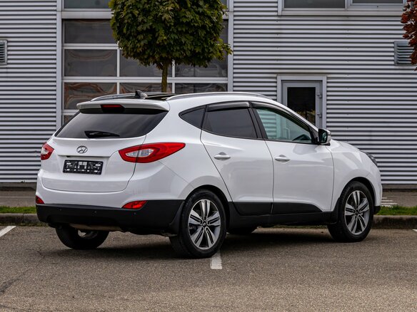 2015 Hyundai ix35 I Рестайлинг, белый, 1395000 рублей - вид 5