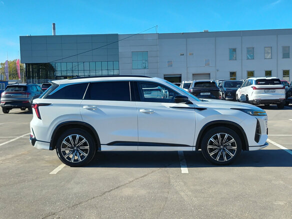 2024 Changan CS75 Plus III, белый, 2678000 рублей - вид 3
