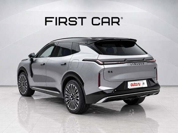 2026 Lynk & Co 08 EM-P 38.2 kWh I Рестайлинг, серебристый, 5490000 рублей - вид 5