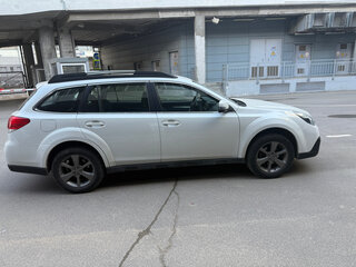 2013 Subaru Outback IV Рестайлинг, белый, 1400000 рублей, вид 3