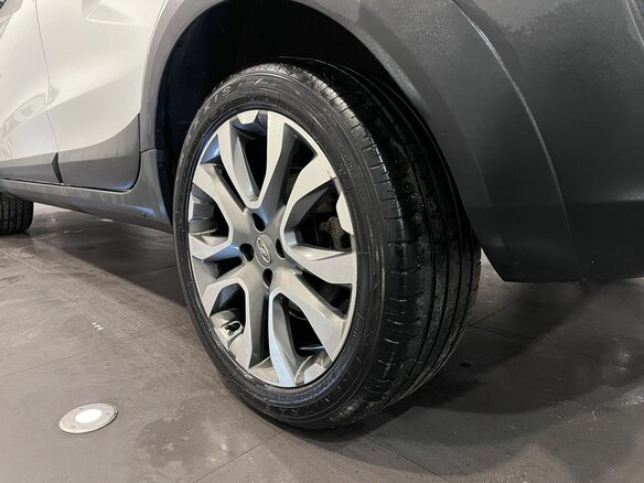 2019 Lada (ВАЗ) XRAY Cross I, белый, 1025000 рублей - вид 19