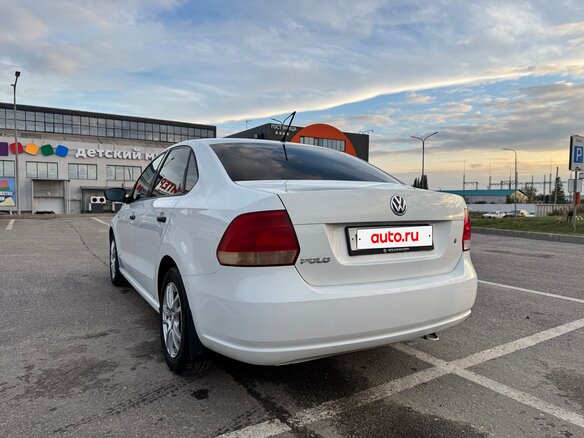 2014 Volkswagen Polo V, белый, 650000 рублей - вид 6