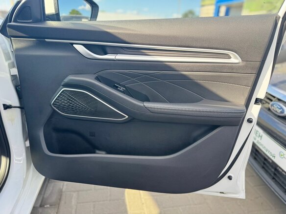 2024 Geely Emgrand II, белый - вид 17