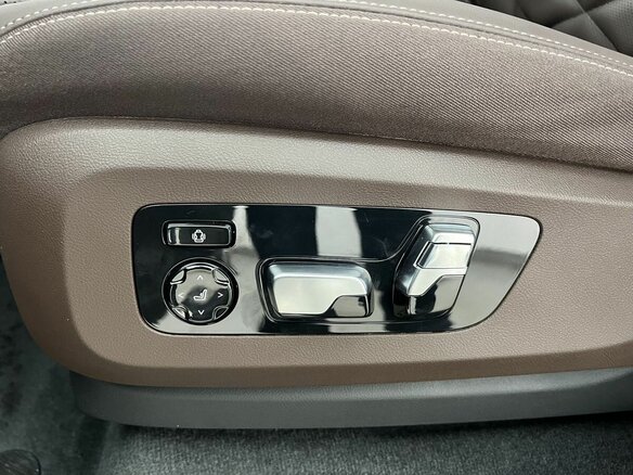 2026 BMW X5 Long 30Li IV (G05/G18) Рестайлинг, чёрный, 10350000 рублей - вид 17