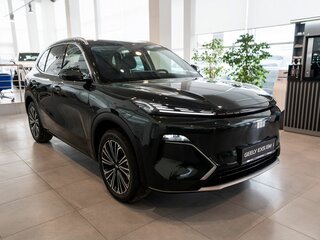 2026 Geely EX5 Гибрид EM-R, зелёный, 3829990 рублей, вид 4