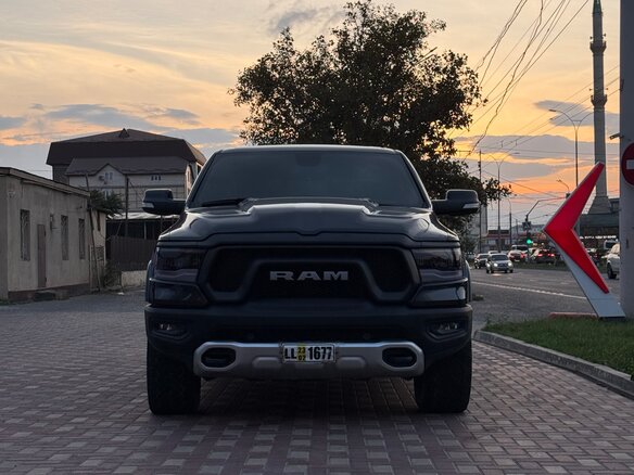 2018 Dodge RAM IV (DS/DJ), синий, 6000000 рублей - вид 9