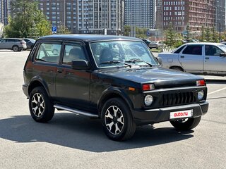 2019 Lada (ВАЗ) 2121 (4x4) Urban I Рестайлинг (2020), чёрный, 599999 рублей, вид 4