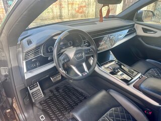 2020 Audi Q8 50 TDI I (4M), серый, 6900000 рублей, вид 5