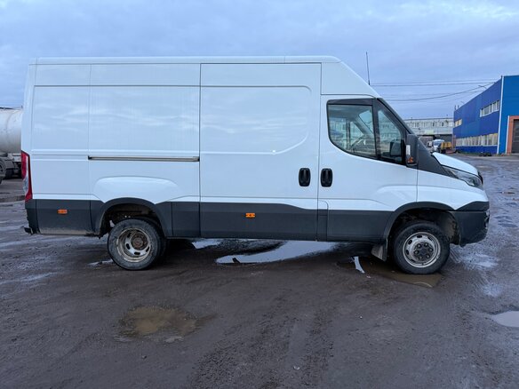 2020 Iveco Daily, белый, 2870000 рублей - вид 16