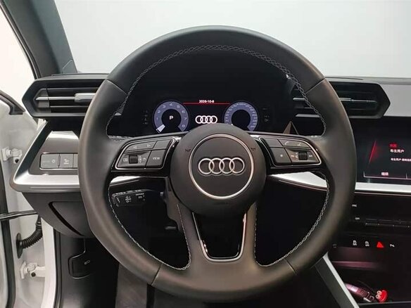 2023 Audi A3 Sportback 35 TFSI IV (8Y), белый, 1850000 рублей - вид 7