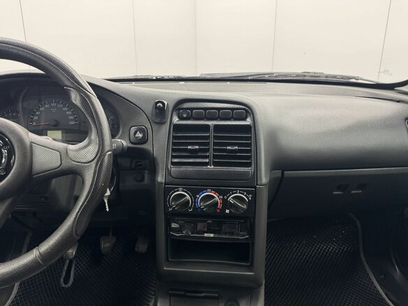 2005 Lada (ВАЗ) 2112, серый, 340000 рублей - вид 12