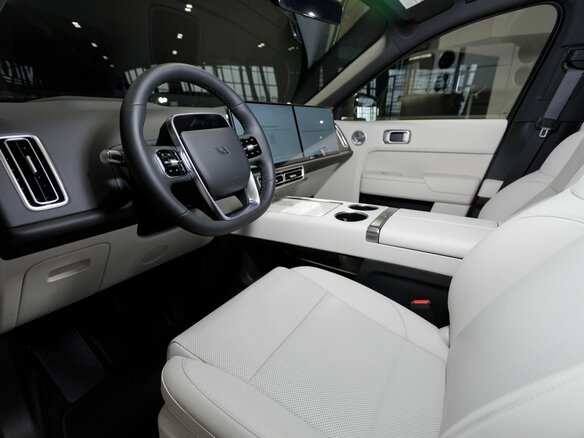2025 Li Auto (Lixiang) L9 52.3 kWh I Рестайлинг, серый - вид 8