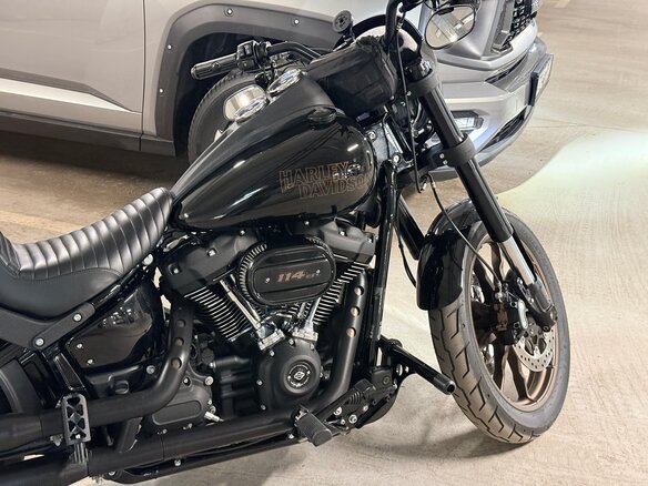 2021 Harley-Davidson Low Rider, чёрный, 1950000 рублей - вид 2