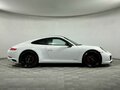 2017 Porsche 911 Carrera 4 GTS VII (991) Рестайлинг, белый, 11490000 рублей - вид 3